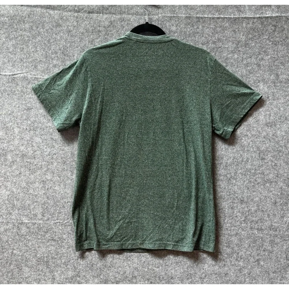Black Hills South Dakota Wolf Men’s M Green Graphic Souvenir T-Shirt